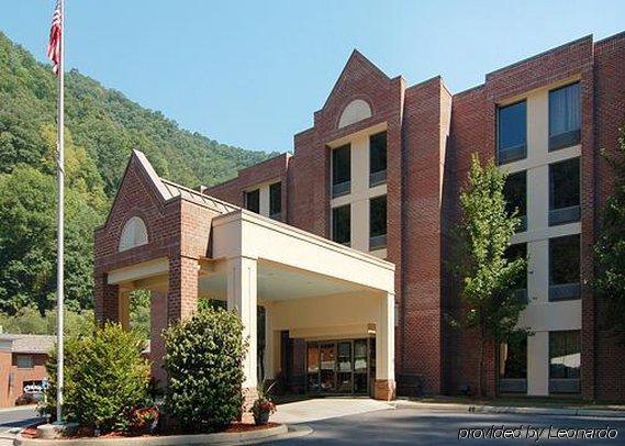 Comfort Inn & Suites Grundy Экстерьер фото