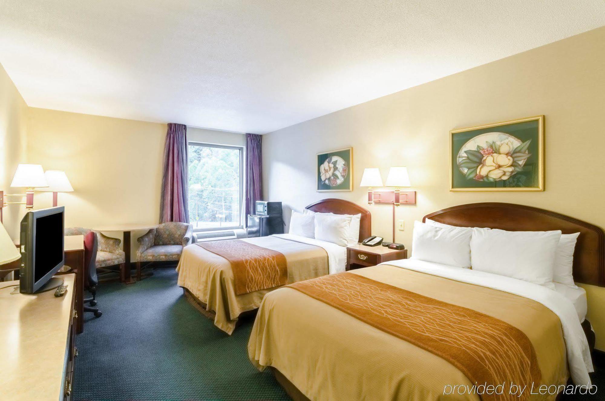 Comfort Inn & Suites Grundy Экстерьер фото